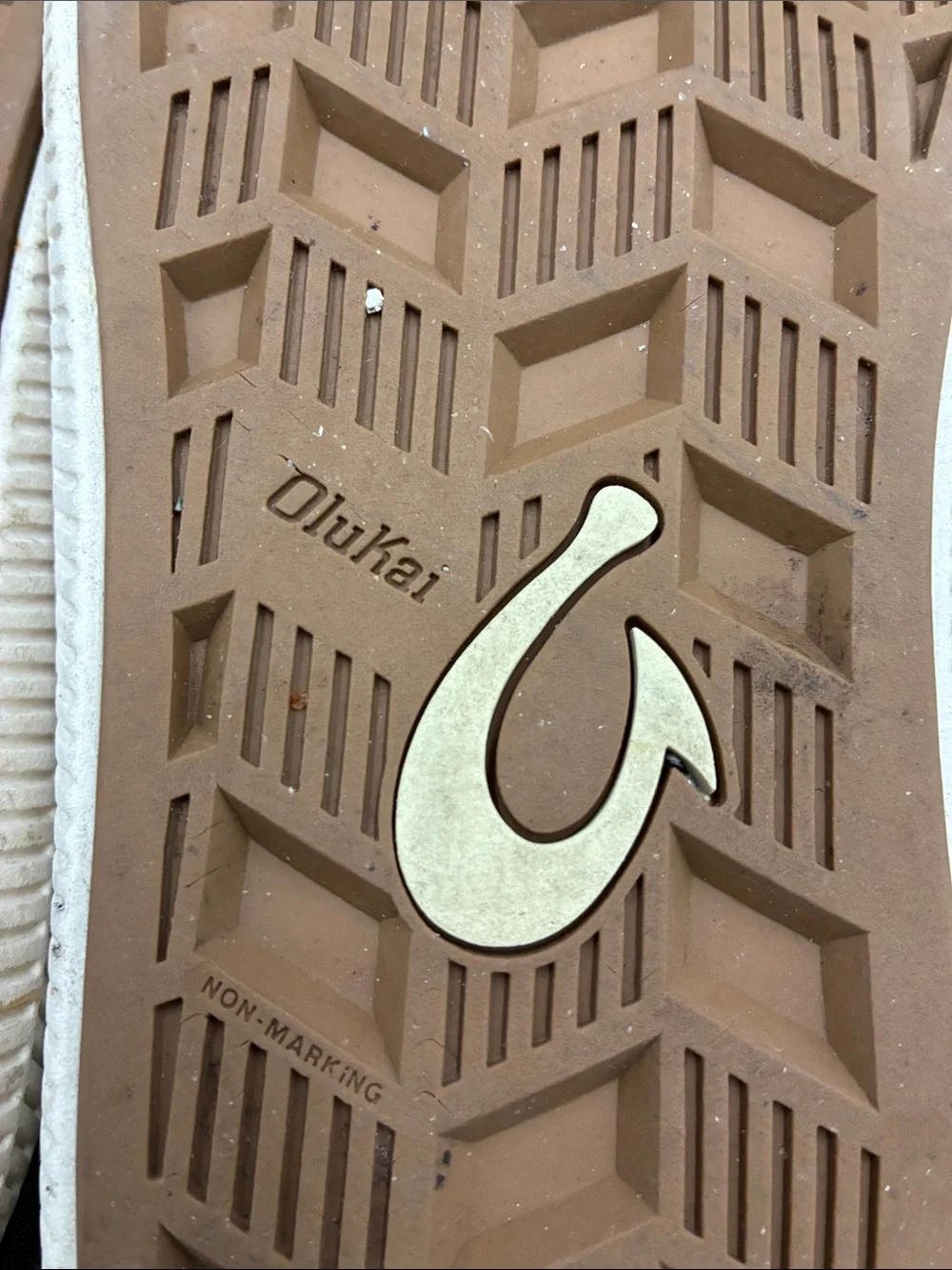 OluKai Blue and Gray Men’s Waterproof Flip-Flops size 8